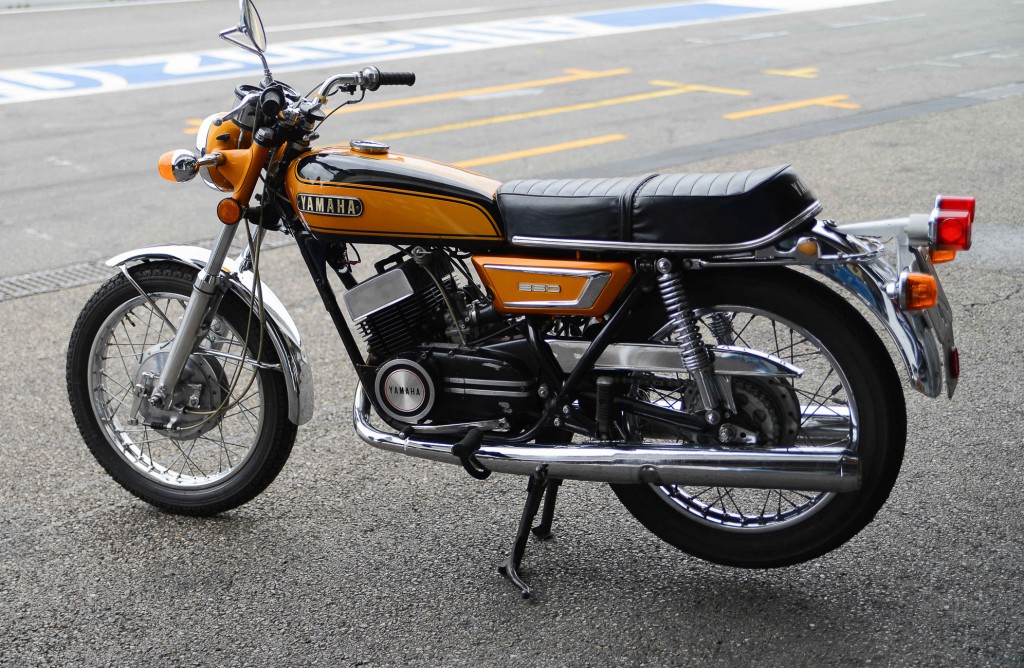 Yamaha DS7