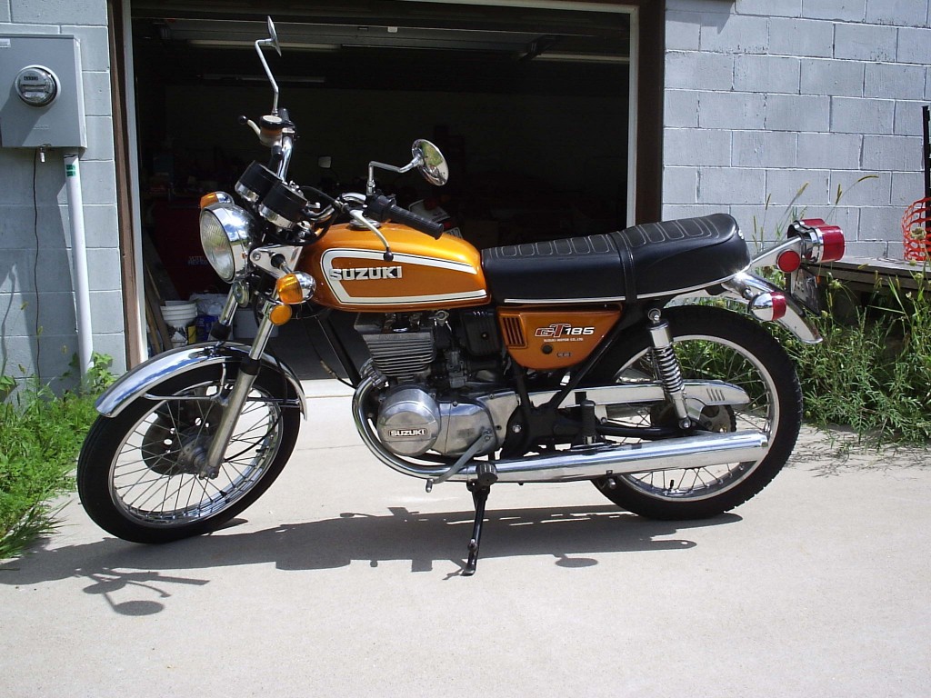Suzuki GT 185