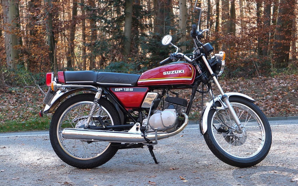 Suzuki GP 125