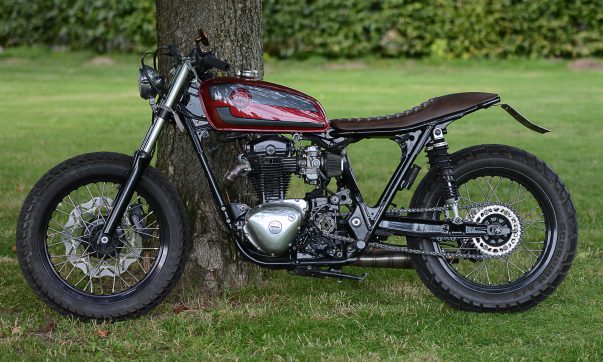 Ultra-direkte Kawasaki W650 Bratstyle von Schlachtwerk Kawasaki W650 Bratstyle