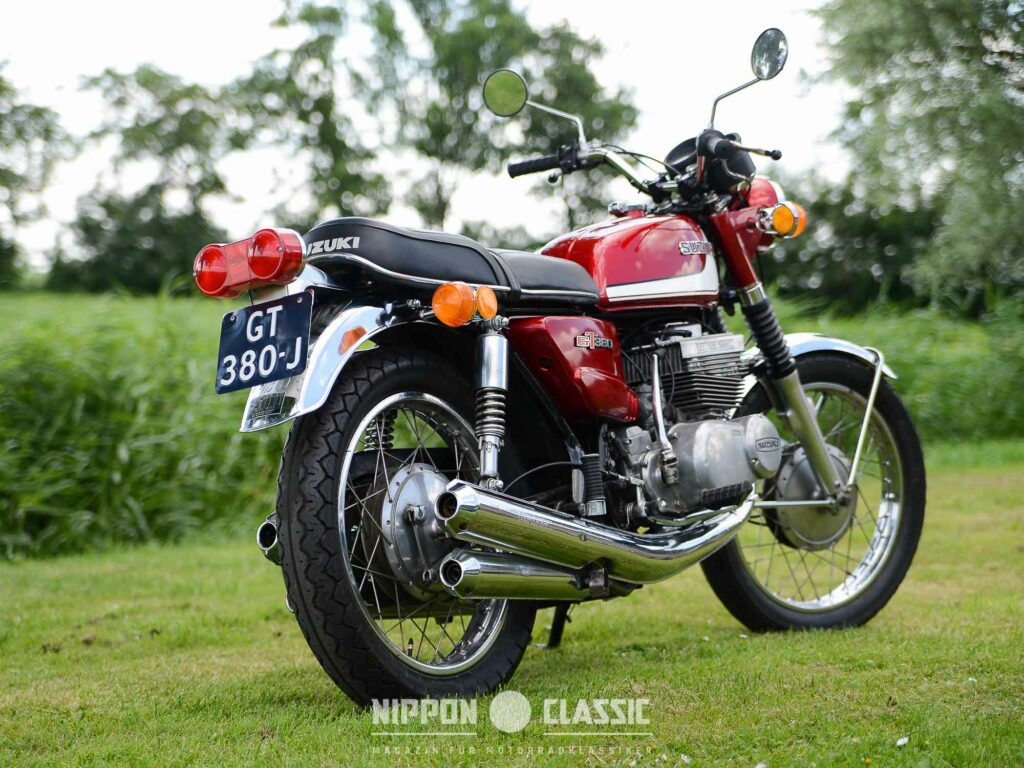 Bei der GT 380 steht das "J" für Baujahr 1972