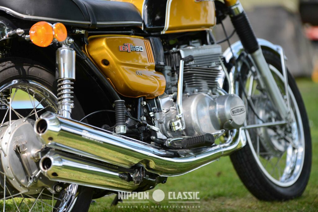 Die Auspuffanlage der GT 550 suchte in flott gefahrenen Kurven gerne Bodenkontakt